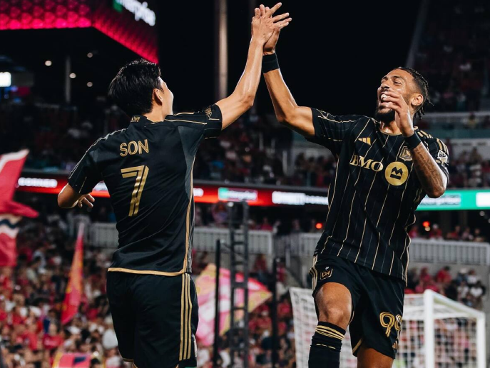 LAFC 클럽역사 | 창단 11년 만에 MLS컵 3회 우승, 미국 축구를 바꾼 3252의 기적